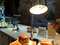 -潮一不贰·法式甜品·生日蛋糕·西式简餐(外滩店)