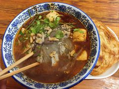 -叶新小吃店(来凤小区总店)