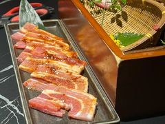 -山川小町·极番烧肉(新地假日广场店)