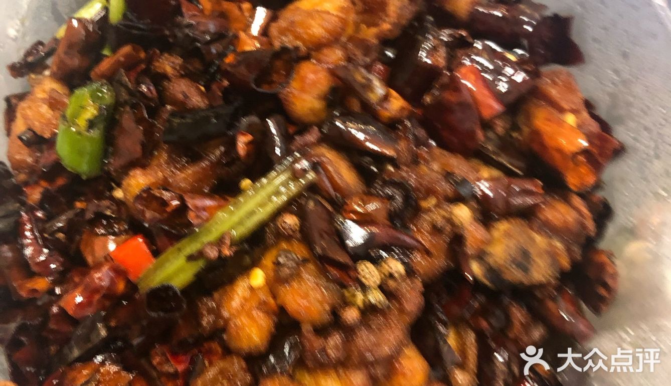 诺丁山万科附近的可以打电话做好给送。环境