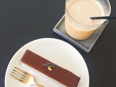 -UNI UNI(环亚凯瑟琳店)