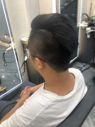 -七分屋LA·烫发·染发·剪发