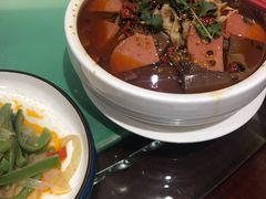 毛血旺-金八仙酒店