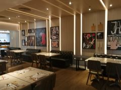 大堂-必胜客(海滨店)