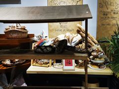 面包甜点陈列柜-HAVE A ROOM·有间质果(总店)