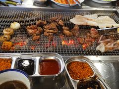 -马路牙子烧烤音乐酒馆(望京店)