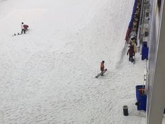 -乔波室内滑雪场