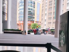 -星巴克(西藏路店)