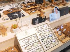 -Trend1881视光·蔡司视觉(领展广场店)