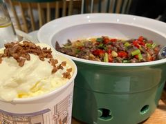-费大厨辣椒炒肉(万家丽一店)