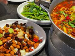 -万重锦·人文川菜馆(骡马市店)