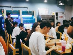 大堂-老虎滩大连海鲜烧烤(建邺云锦路总店)