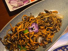 黄油煎杂菌-列娜餐厅