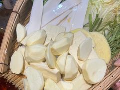 -憨石匠鲜菜土火锅(昆都店)