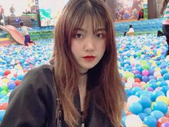 -美心红酒小镇游乐园