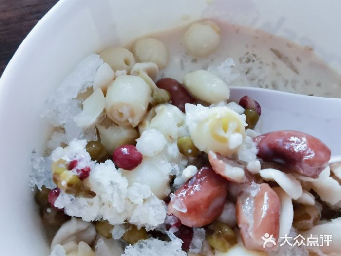 鲜芋仙(momopark店)鲜芋仙八宝冰图片