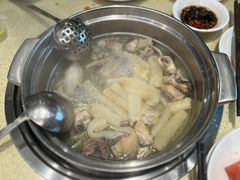 -煲大王猪肚鸡·椰子鸡火锅(红谷滩万达店)