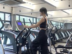 -奥龙堡游泳馆(广纸店)