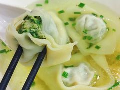 芥菜肉馄饨-潘国仙耳光馄饨(黄家阙路店)