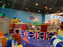 -苏宁红孩子(F6漫时区店)