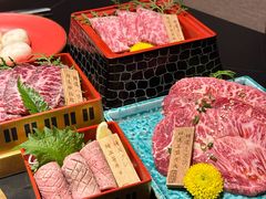 -山川小町·极番烧肉(新地假日广场店)