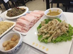 -常赢三兄弟·清真涮肉·清真炒菜(朝阳新城店)