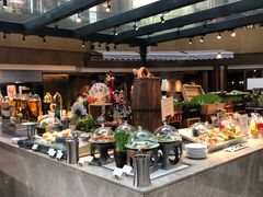 自助取餐区-圆顶阁西餐厅(郑州索菲特国际饭店 )