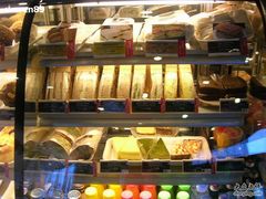 面包甜点陈列柜-星巴克臻选(北京富力家园店)