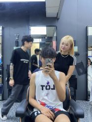 -藤野造型专业烫染接发