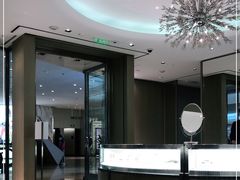 -Tiffany & Co.蒂芙尼
(广州太古汇店)