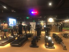 -VLines耀能运动24小时·月付制健身(京广桥店)
