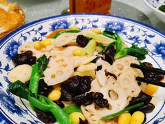 荷塘月色-香山家宴