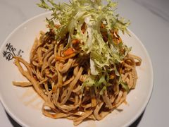 -江渔儿酸菜鱼(万科东荟城店)