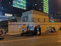 -裕龙汤泉