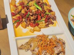 -隔壁老王·家常云南菜(花巷店)