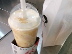 -喜茶(广州白云机场T2出发厅店)