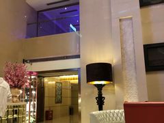 -温莎KTV(珠江路店)