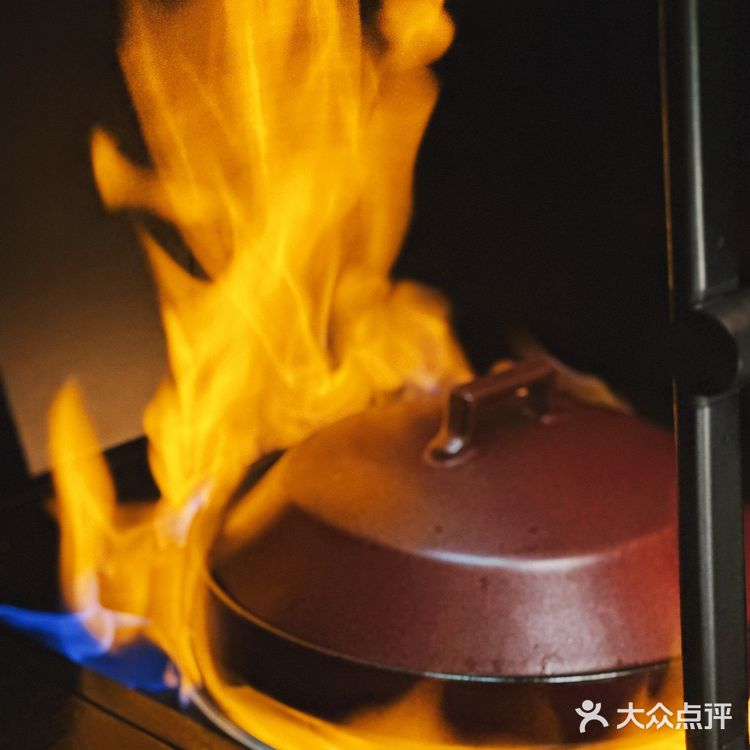 上海吃潮菜就来虹潮荟!