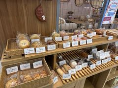 -提亚烘焙·手作面包·生日蛋糕(七星店)