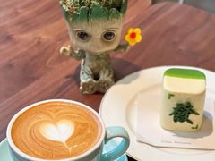 -Fridi Patisserie Cafe