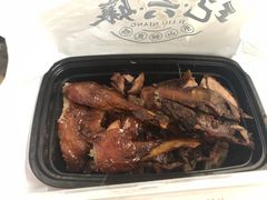 -王浩儿纪六孃甜皮鸭(乐山总店)