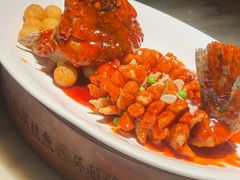 -吴越荣记苏州菜·松鼠桂鱼100%活鱼现做(月光码头店)