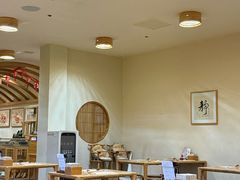 -蟹家大院 · 独揽江景(滨江店)