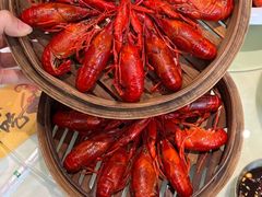 -肥肥虾庄·金牌油焖大虾(首义路店)