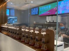 自助取餐区-喜茶(北京华贸购物中心店)