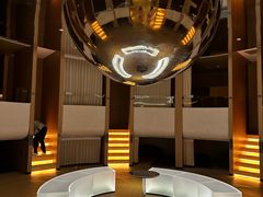 -涨巢·潮玩水疗局