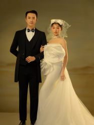 -至臻微拉婚纱摄影
