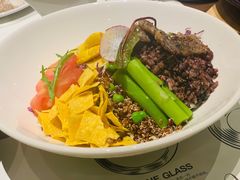 烤牛肉鲜蔬波奇碗（谷物饭）-西堤牛排(合肥之心城店)