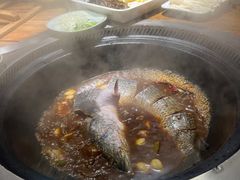 -万里闯关东铁锅炖菜馆(高新旗舰店)