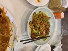 -鑫巴蜀小镇 · 水煮鱼专研店(玉桥店)